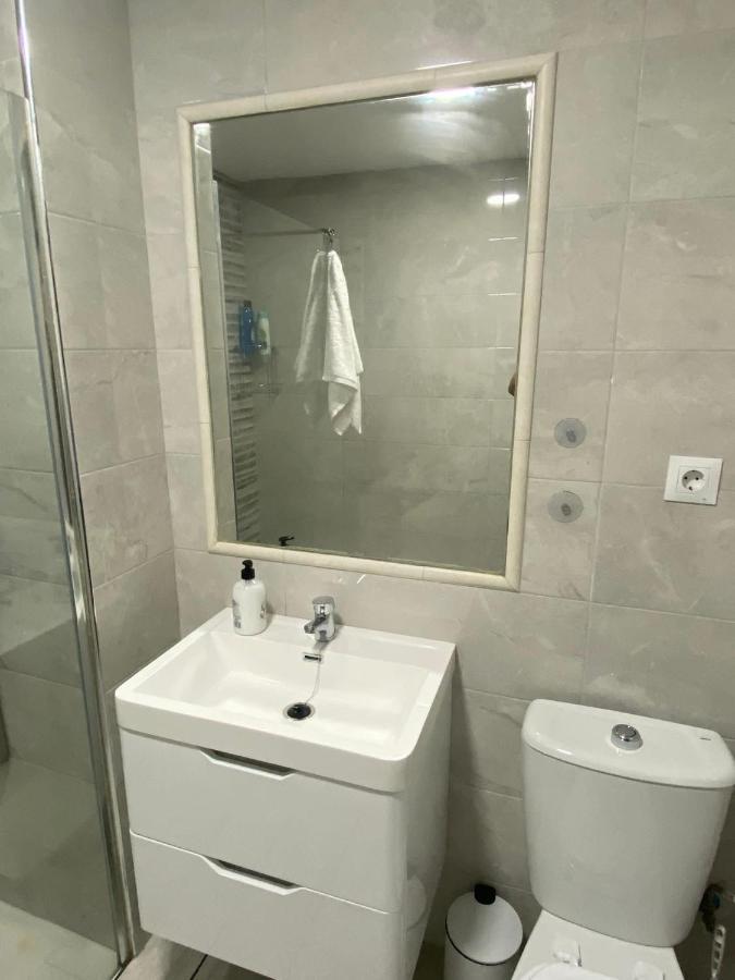 Mi Casa Apartment คอร์ราเลโฮ ภายนอก รูปภาพ