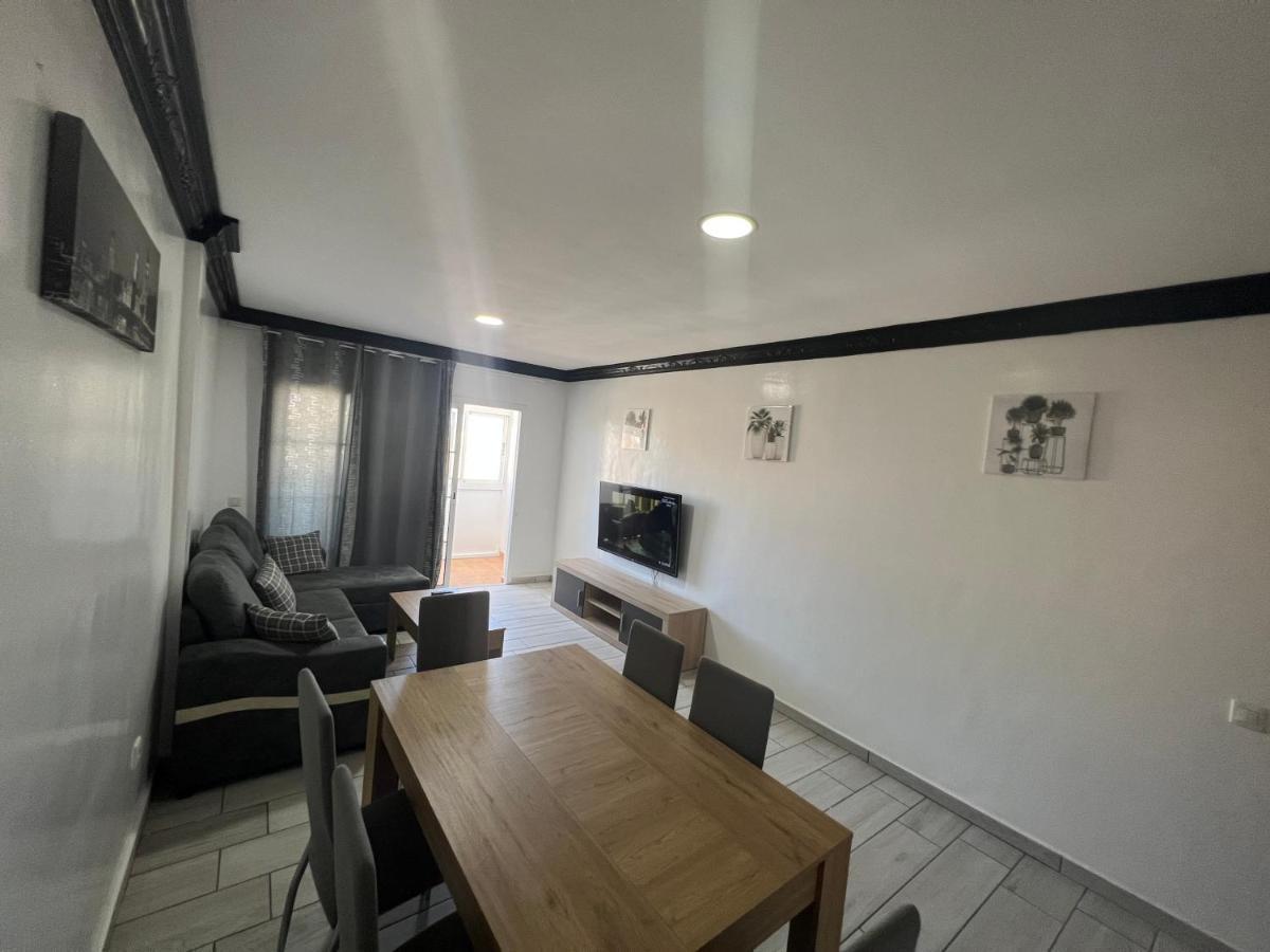 Mi Casa Apartment คอร์ราเลโฮ ภายนอก รูปภาพ
